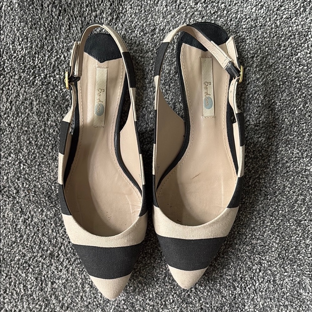 Boden Black and Cream Flats with Elegant Two-Tone Design